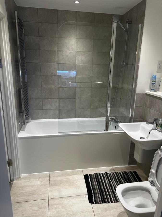 Luxury 2 Bedrooms Apartment Barking (Greater London) Exterior foto